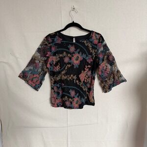 Beige by ECI Floral Embroidered Mesh Blouse Black Women's Size Small 3/4 Sleeve